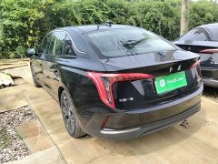 Hongqi E-QM5 Facelift Basic Travel Edition - фото 5
