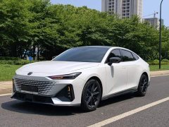 Changan UNI-V 1.5T smart pilot - фото 1