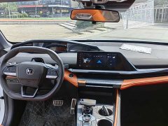 Changan UNI-V 1.5T premium - фото 13