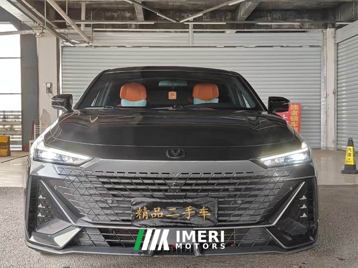 Changan UNI-V 2022 1.5T sports version - автомобиль из Китая