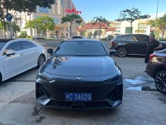 Changan UNI-V 1.5T premium - фото 2