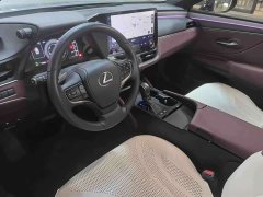 Lexus ES 300h Premium Edition - фото 7