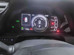 Lexus ES 300h Premium Edition - фото 8