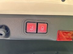 Mercedes-Benz E-Class E 260 L Sports - фото 18