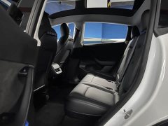 Tesla Model Y rear-wheel drive version - фото 8