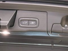 Volvo XC60 plug-in hybrid T8 plug-in hybrid long-range four-wheel drive Zhiya luxury version - фото 16