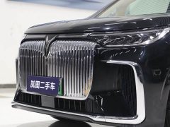 Voyah Lantu Dreamer PHEV four-wheel drive premium Qiankun version - фото 6