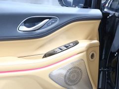 Voyah Lantu Dreamer PHEV four-wheel drive premium Qiankun version - фото 9