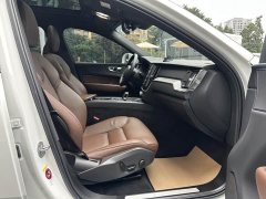 Volvo XC60 2025 B5 four-wheel drive Zhiyi Luxury Edition - фото 19