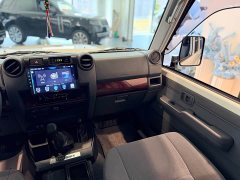 Toyota Land Cruiser (Imported) 4.0L Manual - фото 16