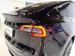 Tesla Model Y standard range rear-wheel drive version - фото 7