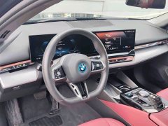 BMW i5 eDrive 40L M Sports Package - фото 7