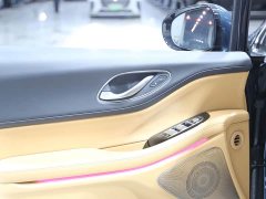 Voyah Lantu Dreamer PHEV four-wheel drive premium Qiankun version - фото 7