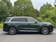 AITO Wenjie M8 extended range Ultra version 53.4kWh 6-seater version (192-line lidar) - фото 4
