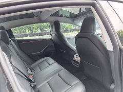 Tesla Model 3 rear-wheel drive version - фото 11