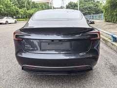 Tesla Model 3 rear-wheel drive version - фото 5