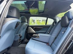 BMW 5 Series 530Li Exclusive M Sports Package - фото 8