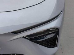 Neta Nezha S 2022 extended range version 1160km rear drive medium version - фото 7