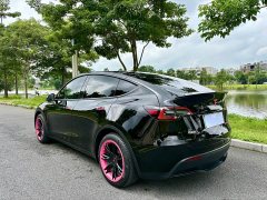 Tesla Model Y Refresh RWD - фото 6