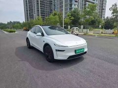 Tesla Model Y rear-wheel drive version - фото 3