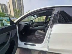 Tesla Model Y rear-wheel drive version - фото 4