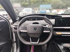 Changan UNI-V 2022 1.5T Sport - фото 11