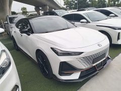Changan UNI-V 2022 1.5T Sport - фото 4