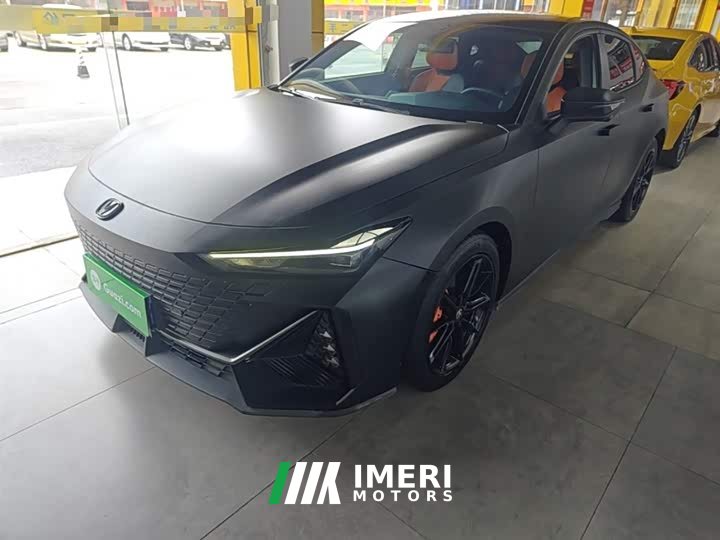 Changan UNI-V 1.5T ZunGui Edition - автомобиль из Китая