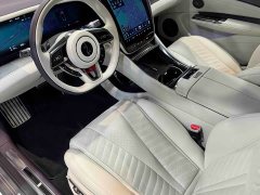 Yangwang Looking up at U7 PHEV five-seater luxury version - фото 14