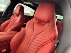 Yangwang Looking up at U7 PHEV five-seater luxury version - фото 11