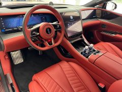Yangwang Looking up at U7 PHEV five-seater luxury version - фото 5
