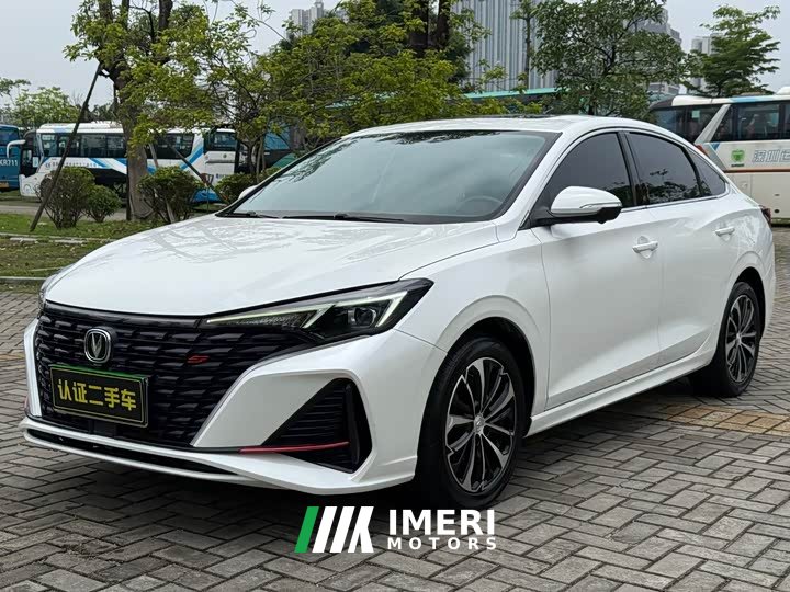 Changan EADO PLUS Blue Whale NE 1.4T GDI DCT Ultimate Edition - автомобиль из Китая