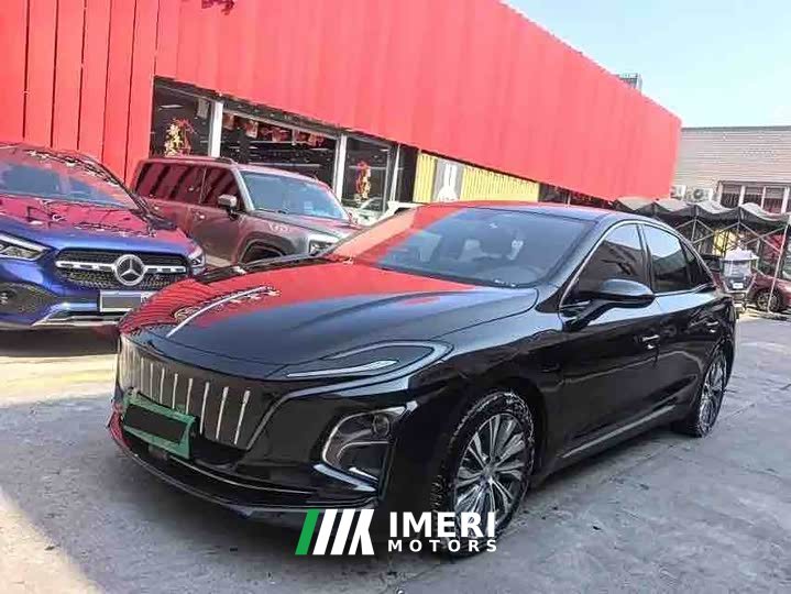Hongqi E-QM5 431km Charging Enjoyment Edition