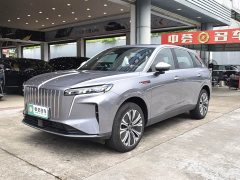 Hongqi HS6 PHEV 2026 220 four-wheel drive smart hybrid version - фото 1