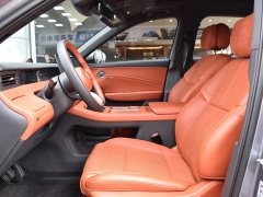 Hongqi HS6 PHEV 2026 220 four-wheel drive smart hybrid version - фото 10