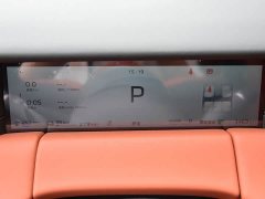 Hongqi HS6 PHEV 2026 220 four-wheel drive smart hybrid version - фото 9