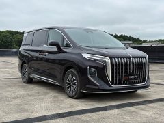 Hongqi HQ9 PHEV 2.0T four-wheel drive luxury version - фото 3