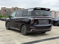 Hongqi HQ9 PHEV 2.0T four-wheel drive luxury version - фото 6