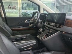 Hongqi HQ9 PHEV 2.0T four-wheel drive luxury version - фото 5