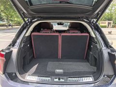 Hongqi E-HS9 460km flagship version six seats - фото 20
