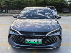 BYD Qin L DM-i 120KM Leading Edition - фото 2