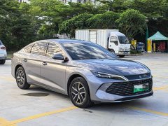 BYD Qin L DM-i 120KM Leading Edition - фото 3