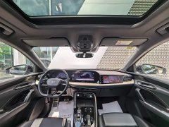 Audi Q5L 2026 2.0T Exclusive Edition for Ten Million Users - фото 16