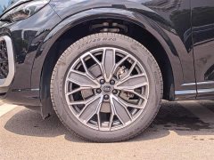 Audi Q5L 2026 2.0T Exclusive Edition for Ten Million Users - фото 7