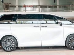 Lexus LM 2023 350h seven-seat elegant version - фото 4