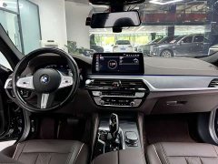BMW 5 Series 530Li leading M sports package - фото 4