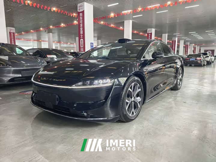 Luxeed Zhijie S7 855km Max