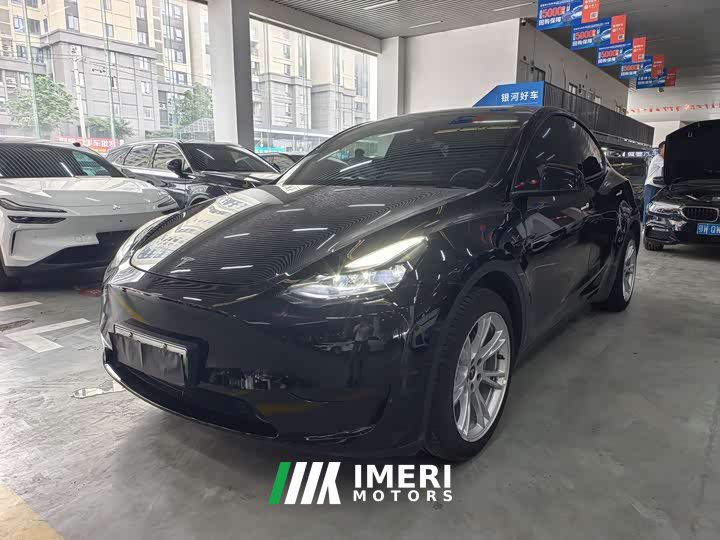 Tesla Model Y 2022 Refresh RWD - автомобиль из Китая