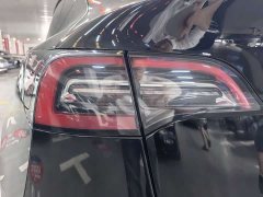 Tesla Model Y 2022 Refresh RWD - фото 13