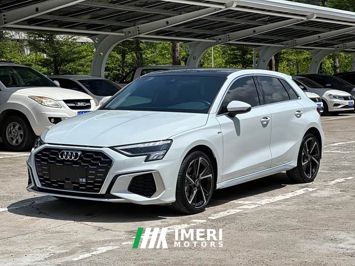 Audi A3 facelift Sportback 35 TFSI stylish and sporty - автомобиль из Китая